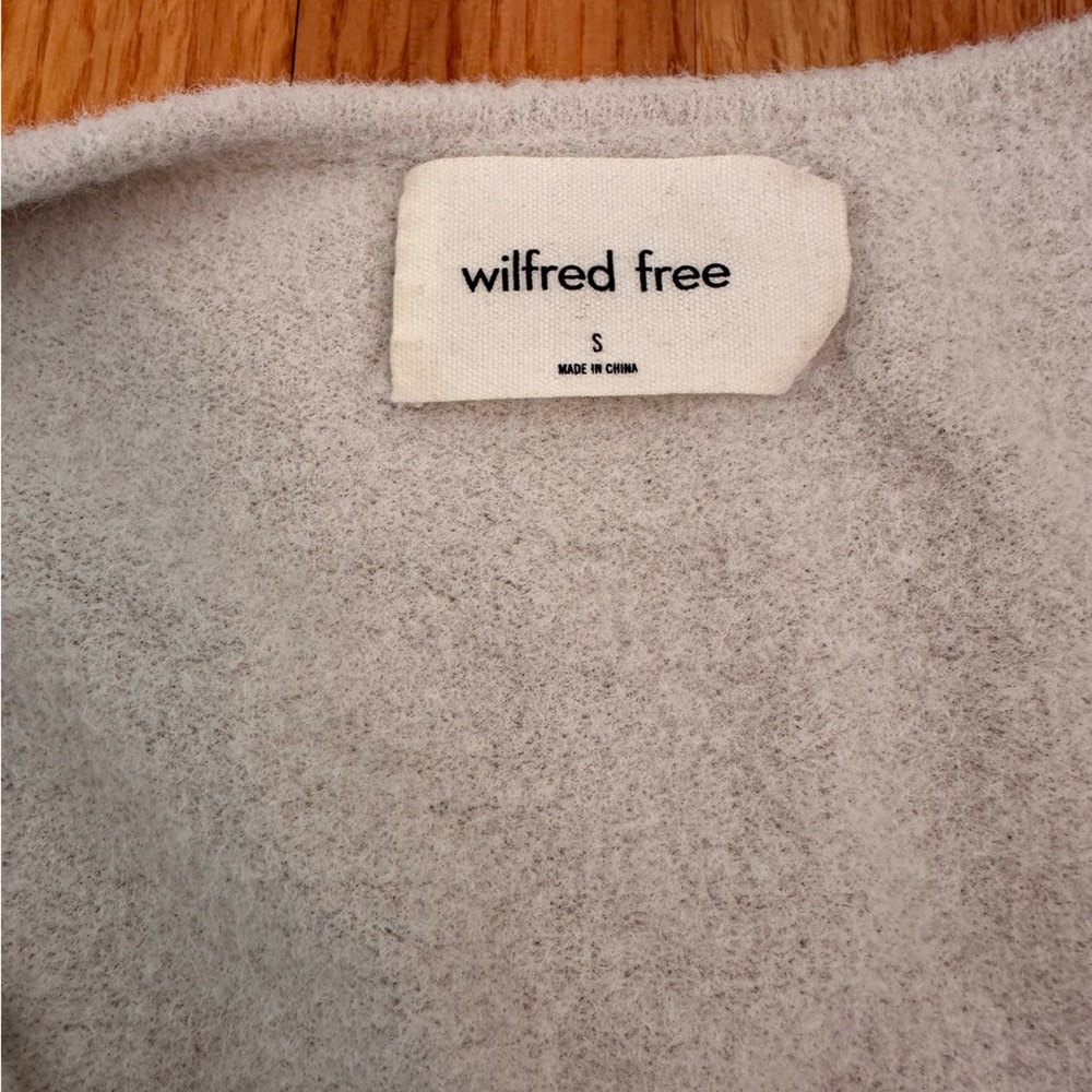 Aritzia Wilfred Free V-Neck Sweater Women's Sz S Super Soft Relaxed Ivory (t) - Picture 5 of 11